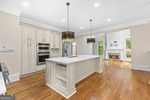 335 Birkdale Drive, Fayetteville, GA 30215