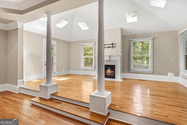 335 Birkdale Drive, Fayetteville, GA 30215