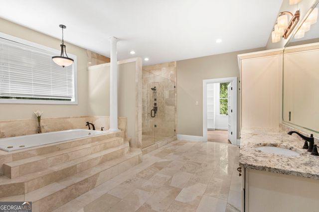 335 Birkdale Drive, Fayetteville, GA 30215