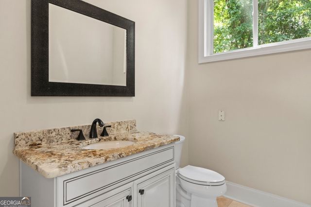 335 Birkdale Drive, Fayetteville, GA 30215