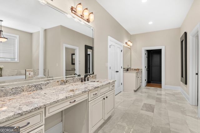 335 Birkdale Drive, Fayetteville, GA 30215
