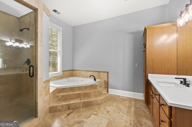 335 Birkdale Drive, Fayetteville, GA 30215