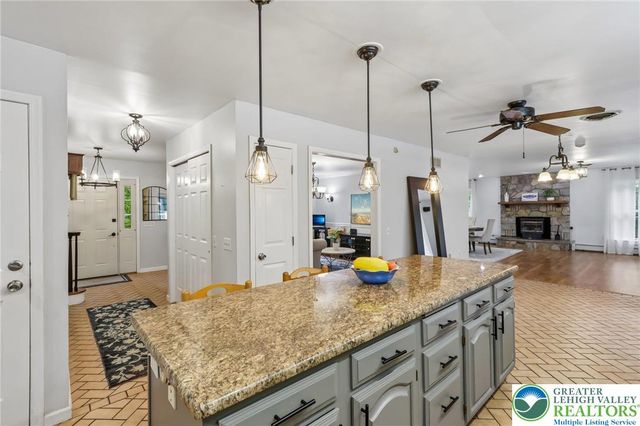 750 Texas Road, Easton, PA 18042