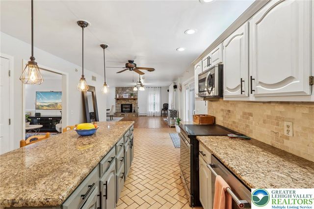 750 Texas Road, Easton, PA 18042