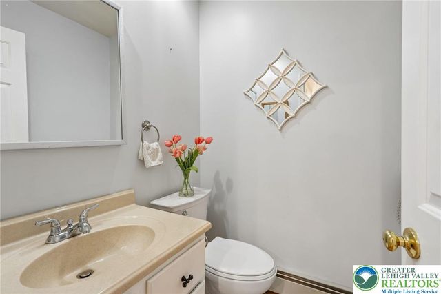 750 Texas Road, Easton, PA 18042