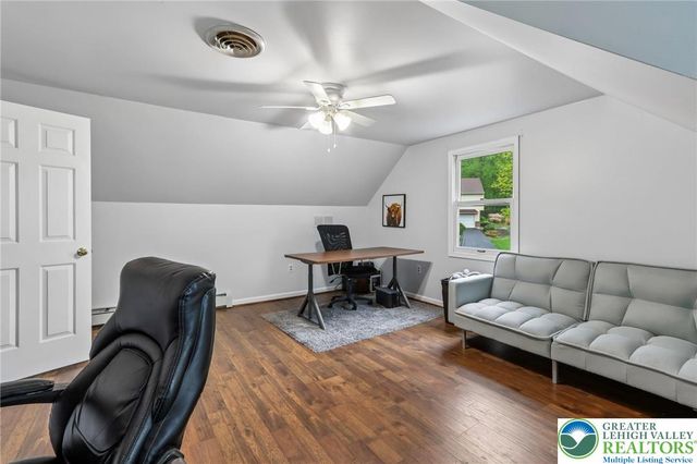750 Texas Road, Easton, PA 18042