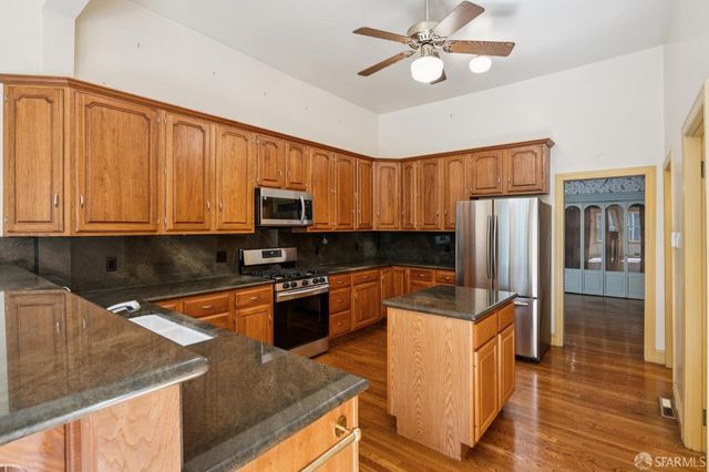 176 Castro Street, San Francisco, CA 94114