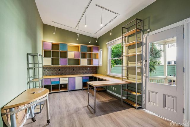 176 Castro Street, San Francisco, CA 94114