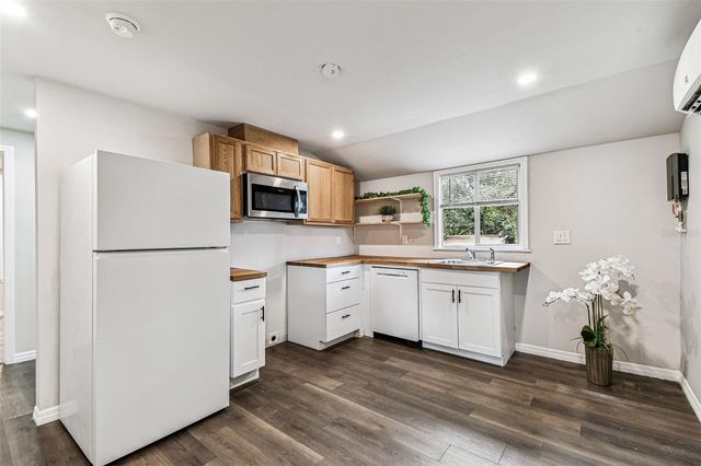 1006 E 26TH AVENUE 1, Tampa, FL 33605