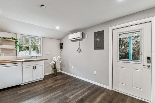 1006 E 26TH AVENUE 1, Tampa, FL 33605
