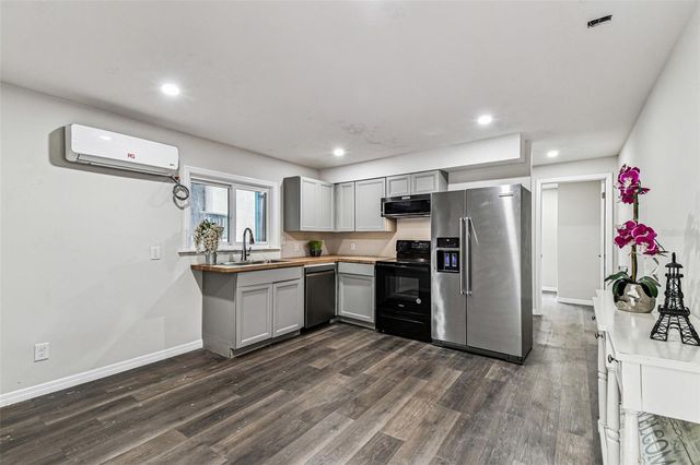 1006 E 26TH AVENUE 1, Tampa, FL 33605