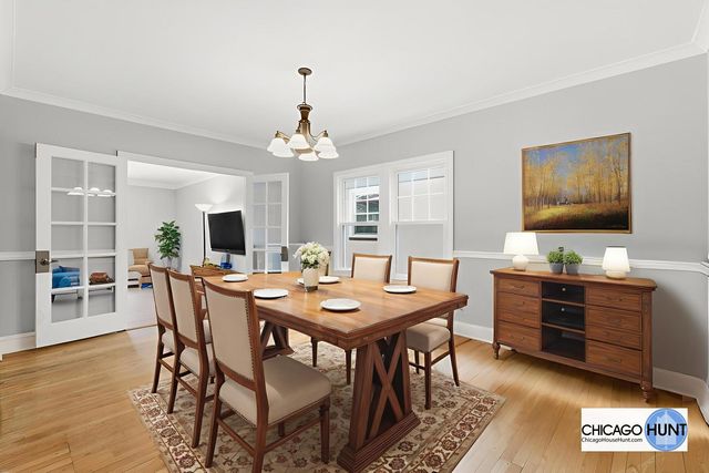 1421 W Juneway Terrace W, Chicago, IL 60626