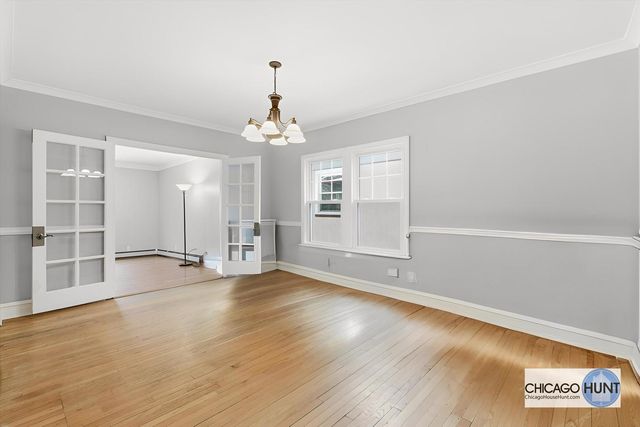 1421 W Juneway Terrace W, Chicago, IL 60626