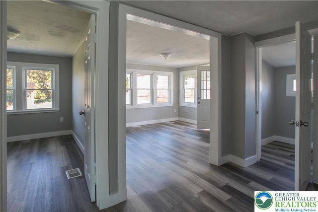 3208 Jones Boulevard, Palmer Twp, PA 18045