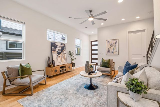 1301 Cometa ST A, Austin, TX 78721