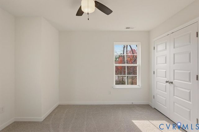 6640 Way Point Dr, Chester, VA 23234