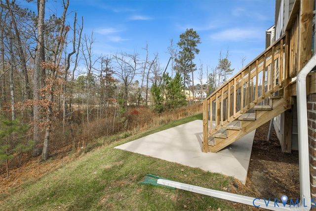 6640 Way Point Dr, Chester, VA 23234