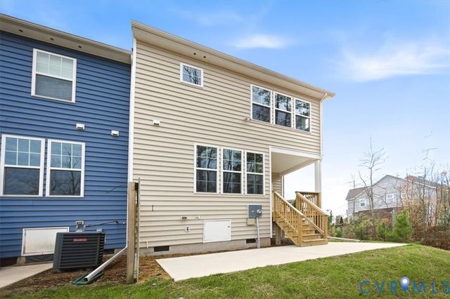 6640 Way Point Dr, Chester, VA 23234