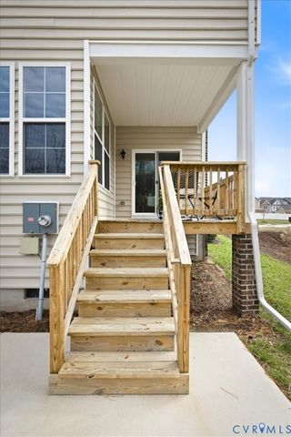 6640 Way Point Dr, Chester, VA 23234