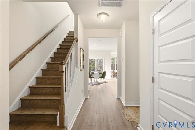 6640 Way Point Dr, Chester, VA 23234