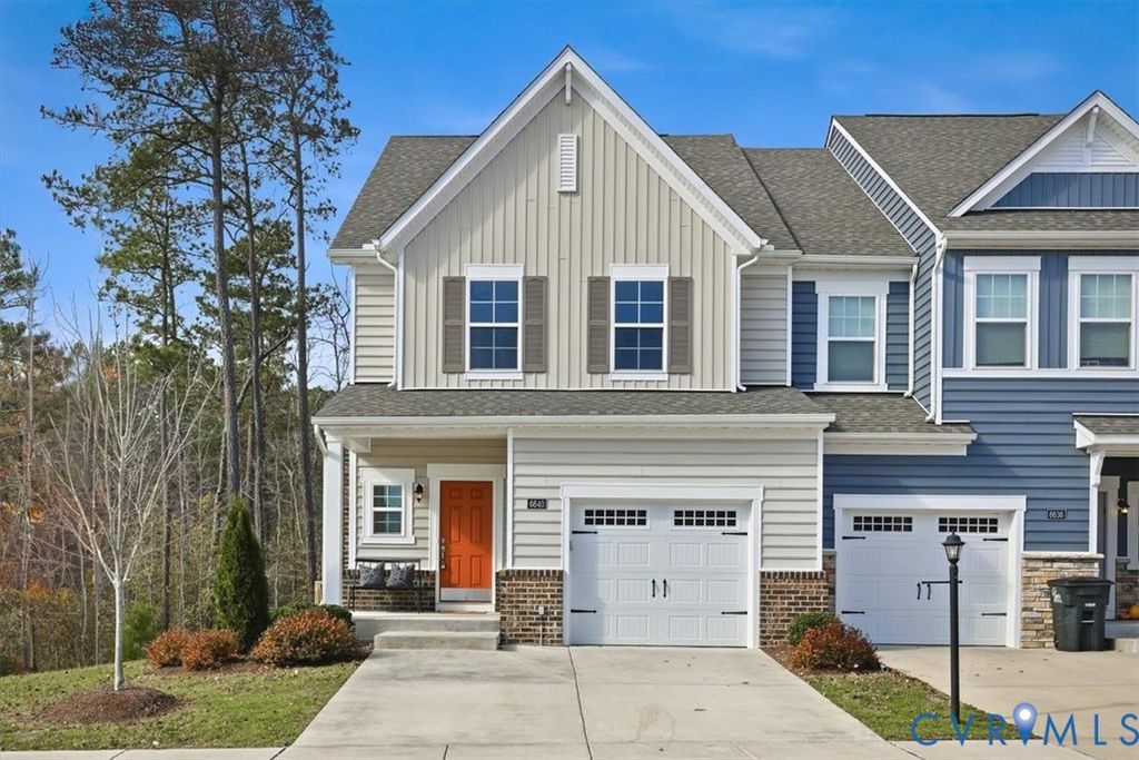 6640 Way Point Dr, Chester, VA 23234
