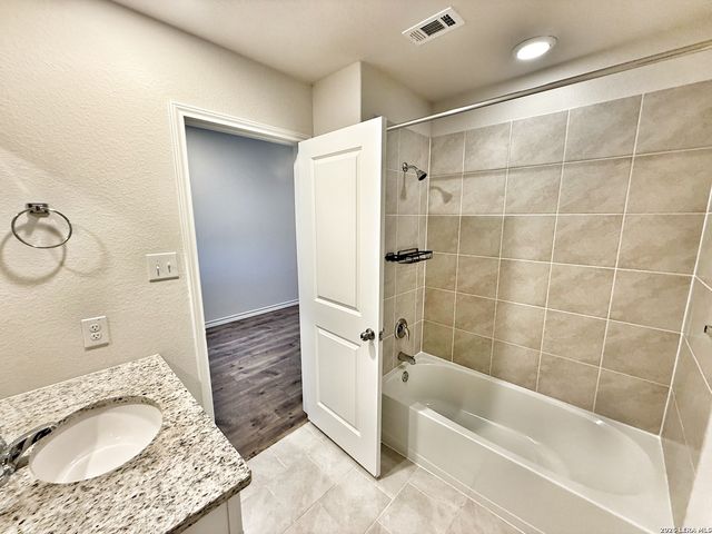 380 Arbor Hills, New Braunfels, TX 78130