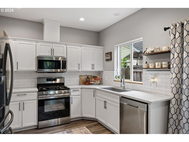 1620 HAMLET Ln, Eugene, OR 97402