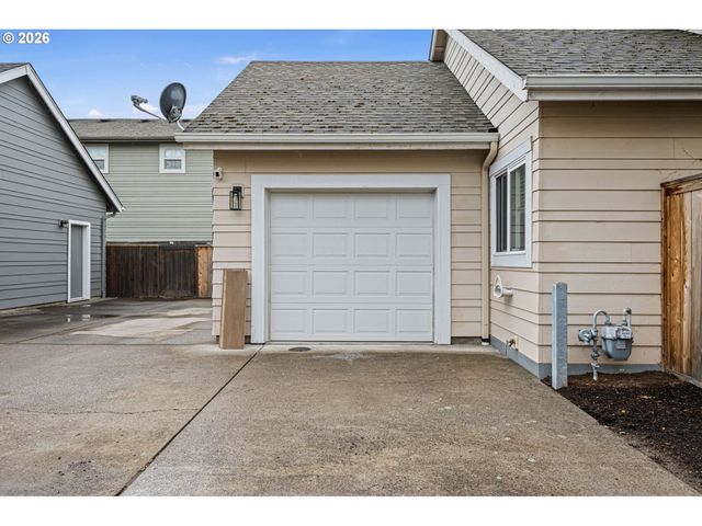 1620 HAMLET Ln, Eugene, OR 97402