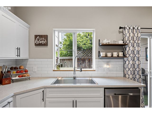 1620 HAMLET Ln, Eugene, OR 97402