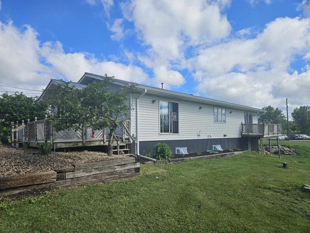 6904 E Buckeye Road, Madison, WI 53718