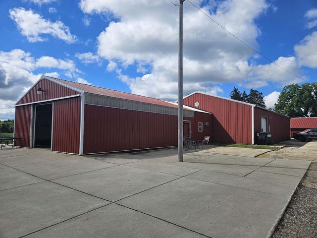 6904 E Buckeye Road, Madison, WI 53718