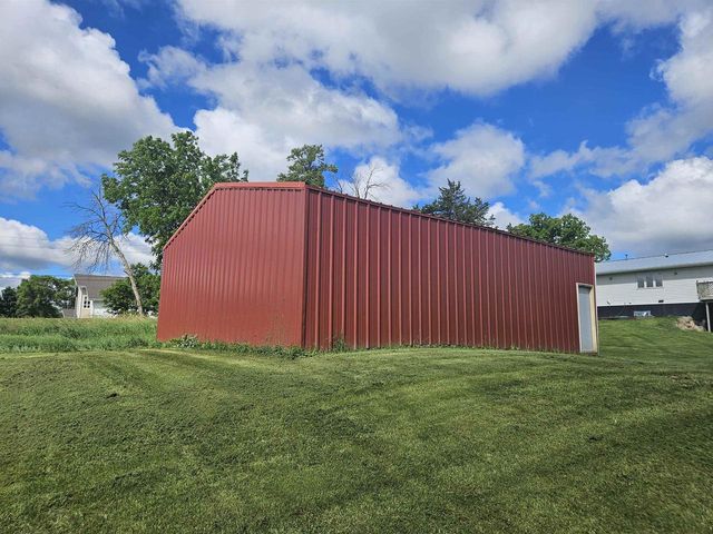 6904 E Buckeye Road, Madison, WI 53718