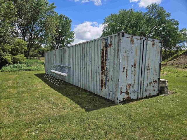 6904 E Buckeye Road, Madison, WI 53718