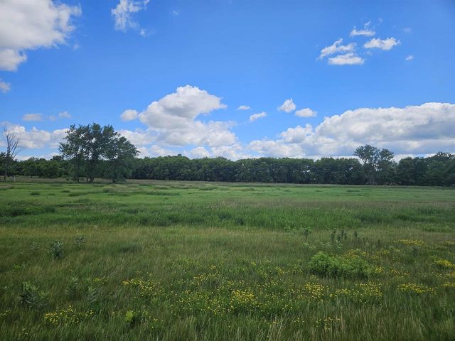 6904 E Buckeye Road, Madison, WI 53718