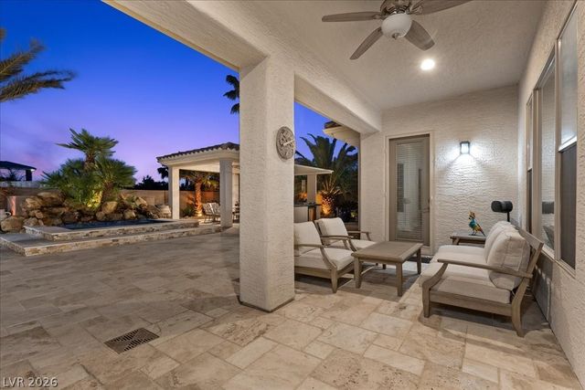 2204 Trident Maple Street, Las Vegas, NV 89117