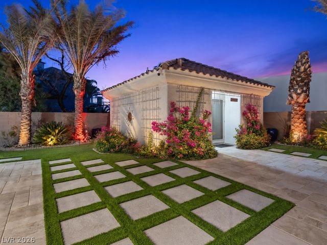 2204 Trident Maple Street, Las Vegas, NV 89117