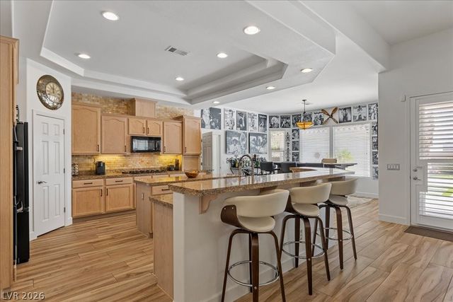 2204 Trident Maple Street, Las Vegas, NV 89117