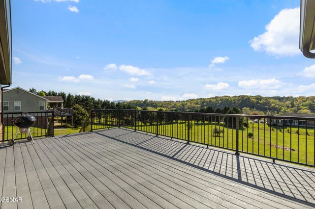 2869 Luther Catlett Circle, Sevierville, TN 37876