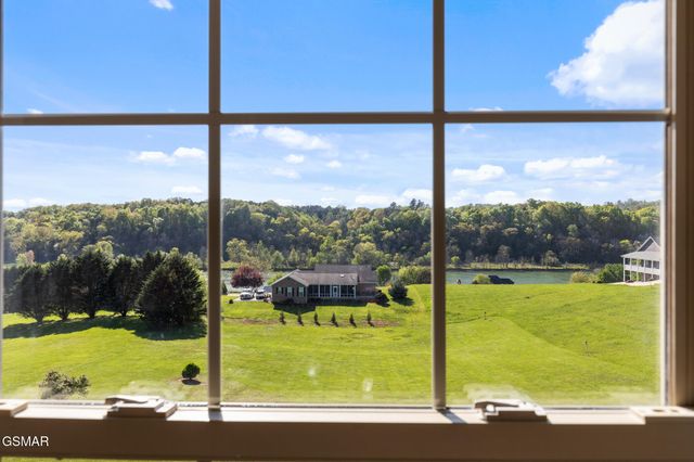 2869 Luther Catlett Circle, Sevierville, TN 37876