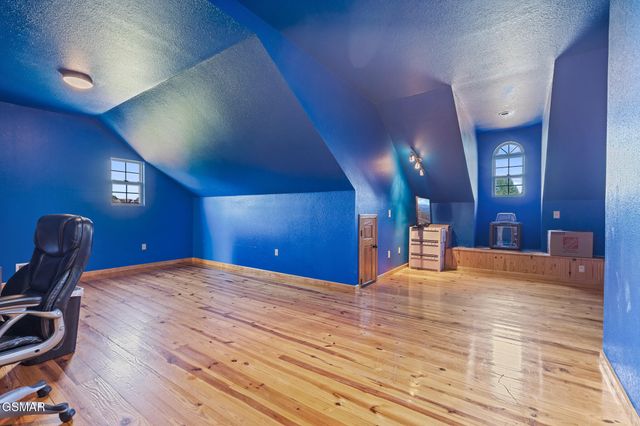 2869 Luther Catlett Circle, Sevierville, TN 37876