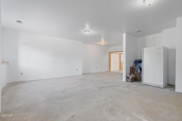 2869 Luther Catlett Circle, Sevierville, TN 37876