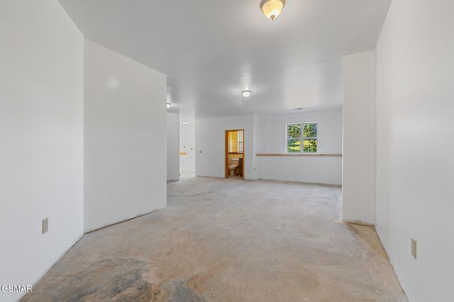 2869 Luther Catlett Circle, Sevierville, TN 37876