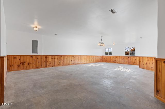 2869 Luther Catlett Circle, Sevierville, TN 37876