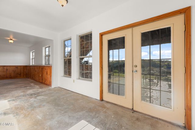 2869 Luther Catlett Circle, Sevierville, TN 37876