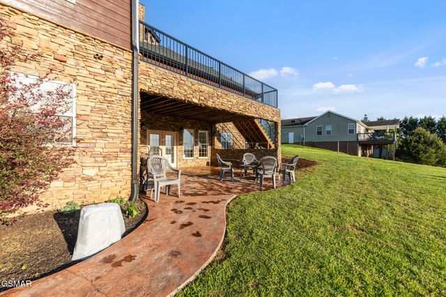 2869 Luther Catlett Circle, Sevierville, TN 37876