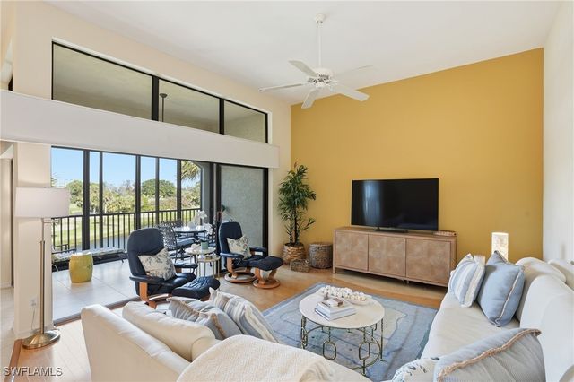 7048 Pelican Bay BLVD C302, Naples, FL 34108