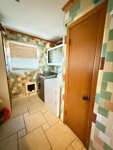 2008 Longview Dr, Henderson, TX 75652