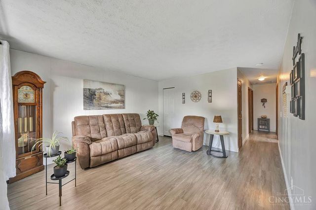 4988 Alert New London Road, Morgan Twp, OH 45013