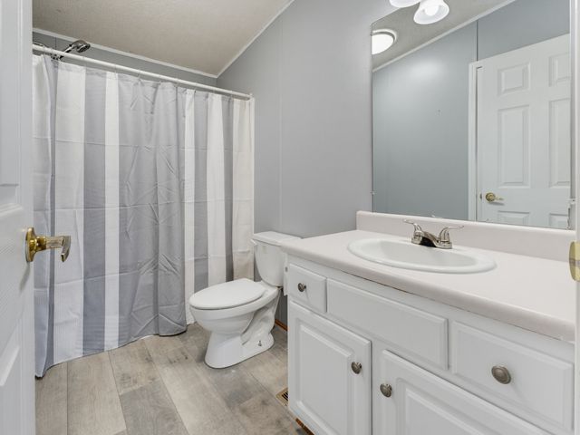 212 Private Road 1307, Bridgeport, TX 76426
