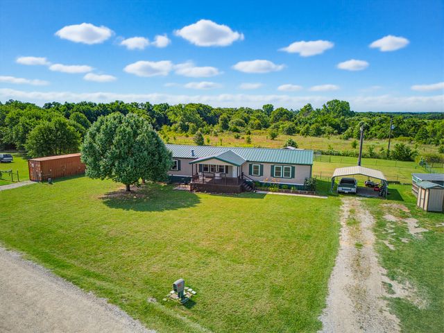 212 Private Road 1307, Bridgeport, TX 76426